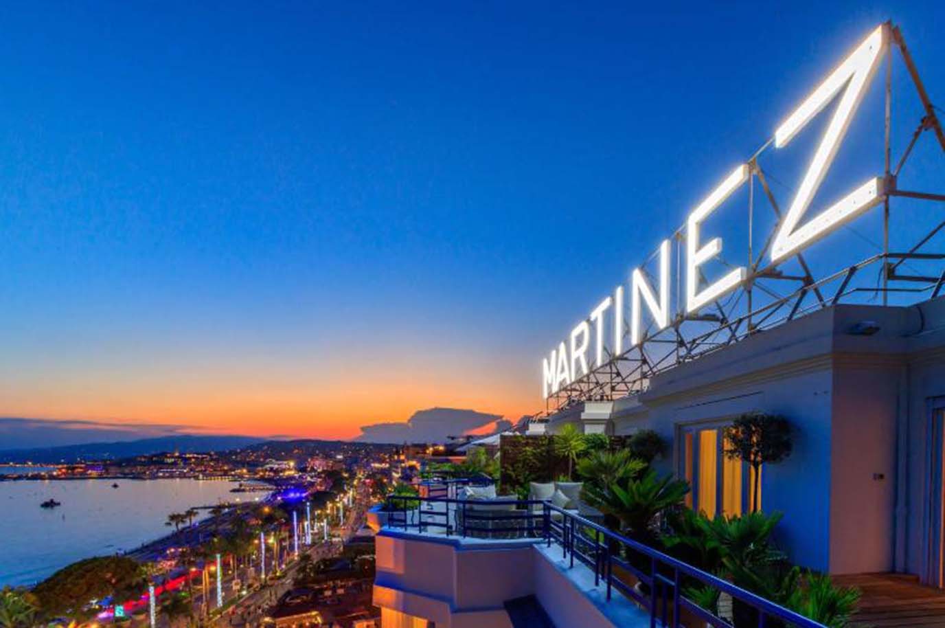 Explorer l&rsquo;Opulence : Guide du Connaisseur pour Quatre Hôtels Luxueux à Cannes, France