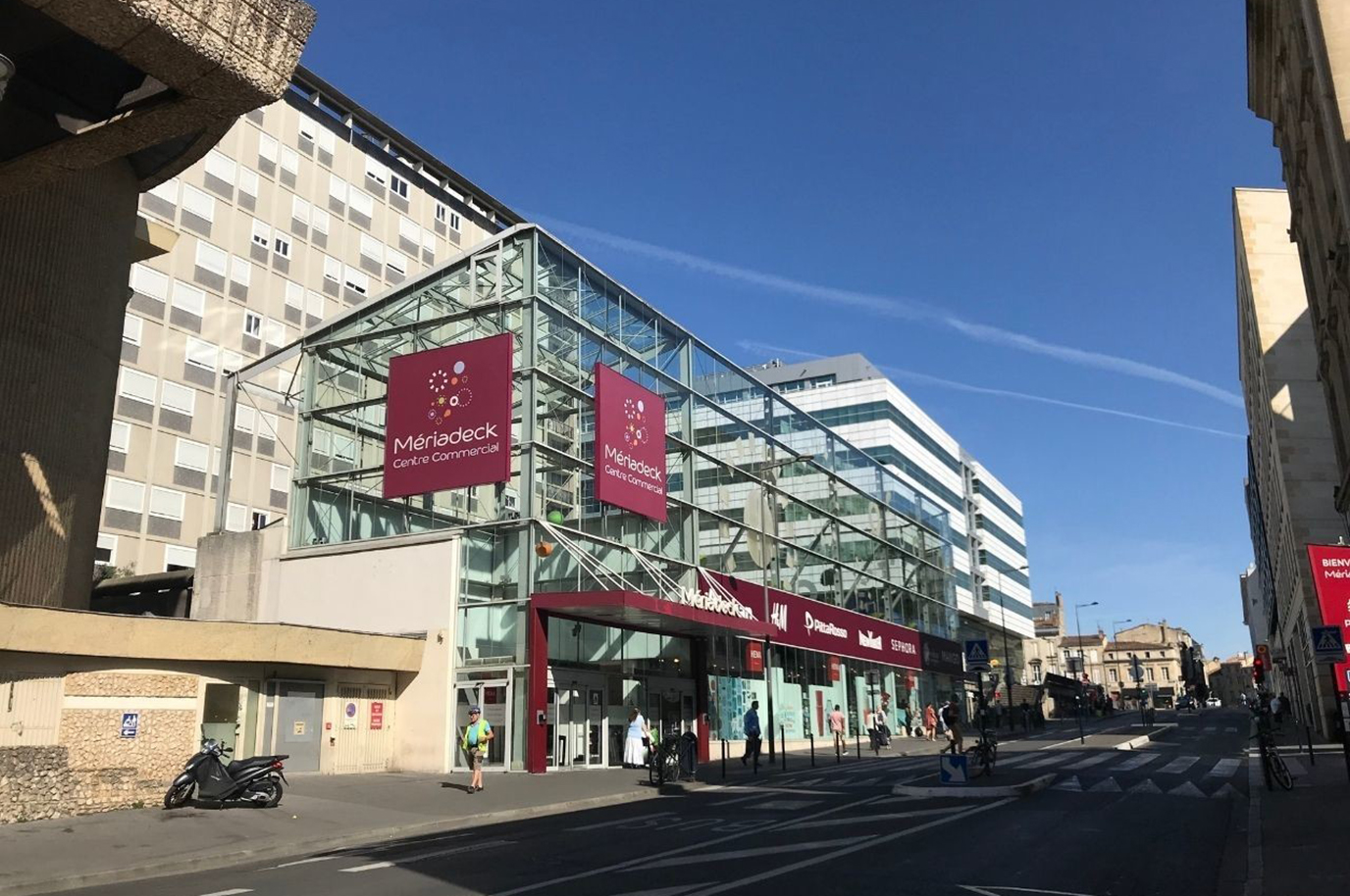 Profitez du Marché Spécialisé de Bordeaux : un paradis de centres commerciaux et d&rsquo;artisanat